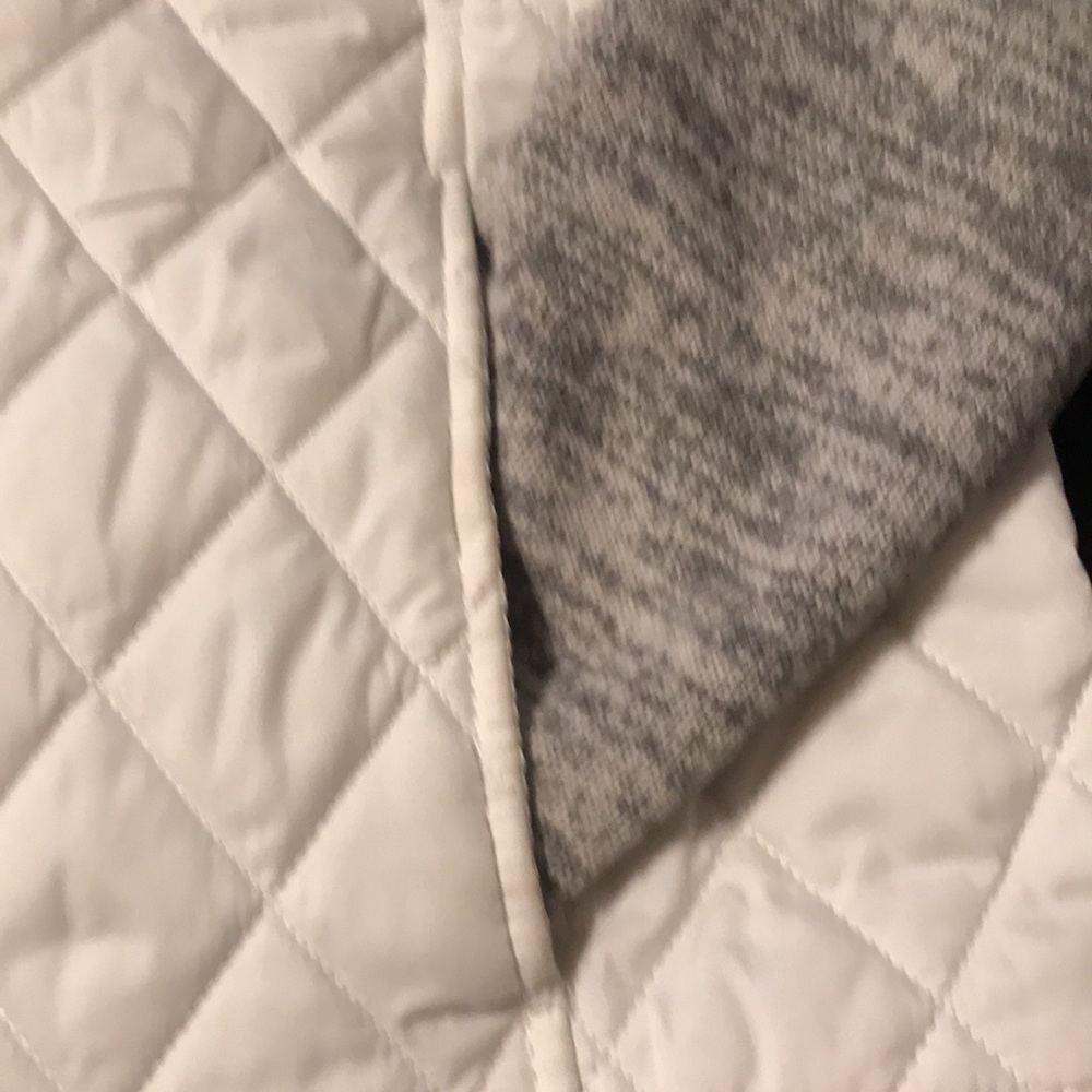 Waterproof jacket - Picture 3 of 6